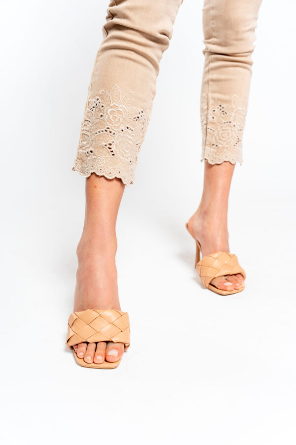 5 Pockets With Embroidery - Image 4