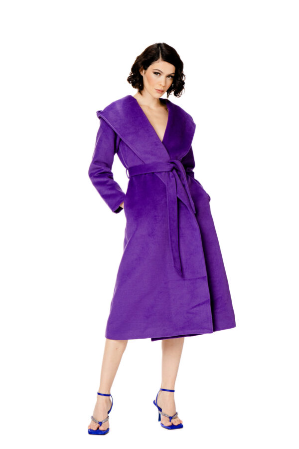 Cappotto con cappuccio - immagine 3