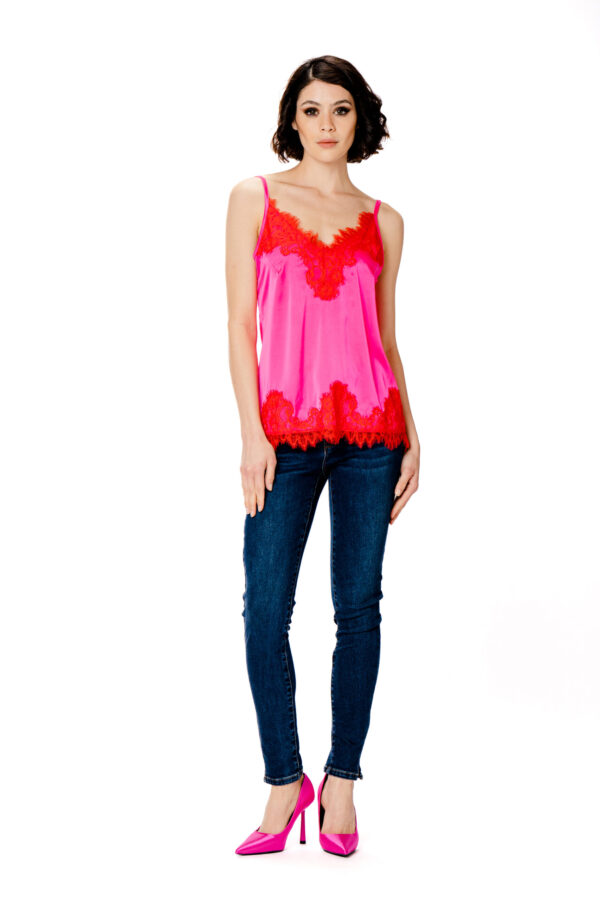 Uni Lace Top
