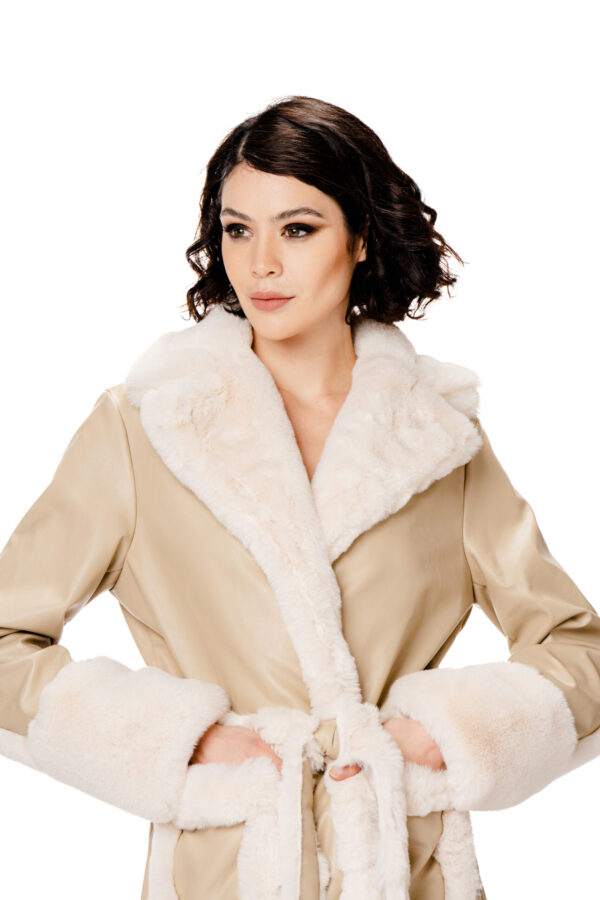 Cappotto spalmato e pelliccia - immagine 5