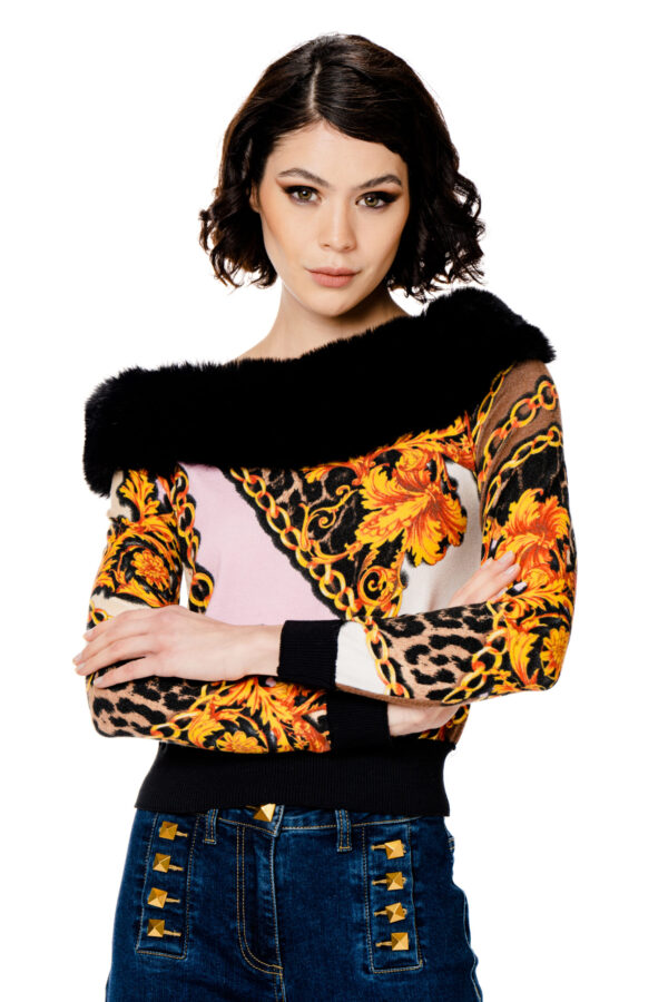 Maglia pelo e spalla fuori iconica - immagine 4