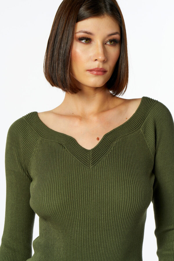 Maglia spalle fuori - immagine 4