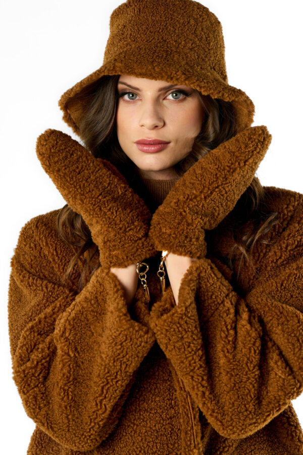 Teddy Gloves - Image 3