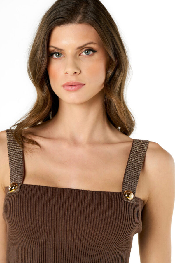 Top maglia e bottoni - immagine 4
