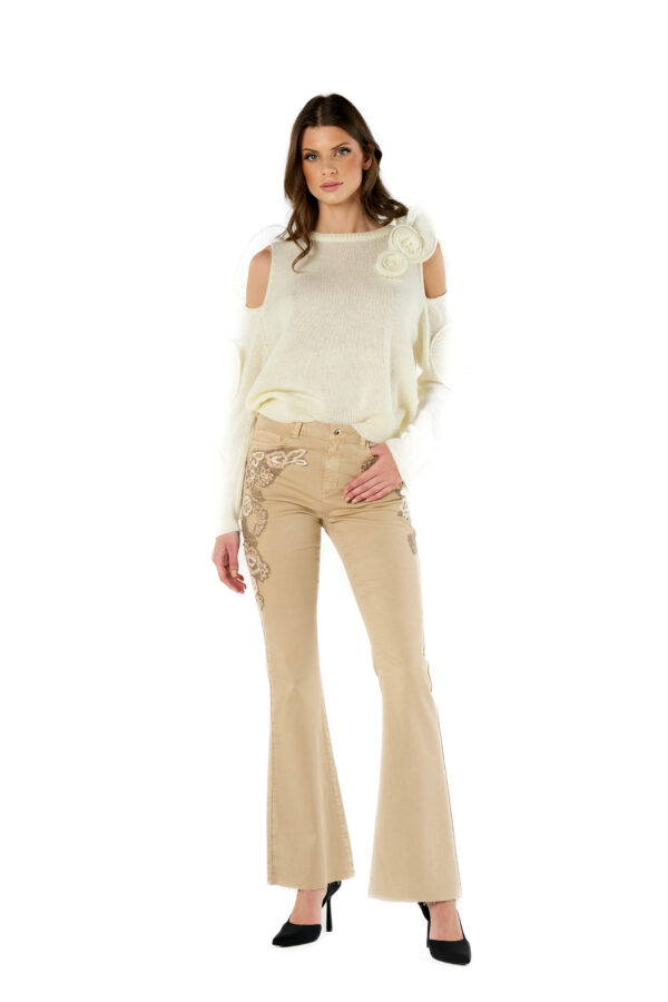 Jeans ricamo rose
