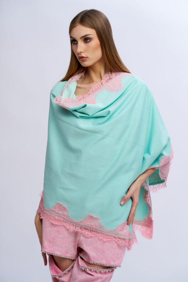 Lace scarf