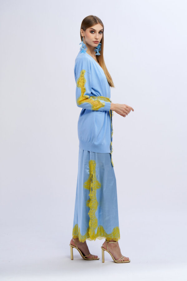 Cardigan lungo con cintura e maniche pizzo - immagine 11