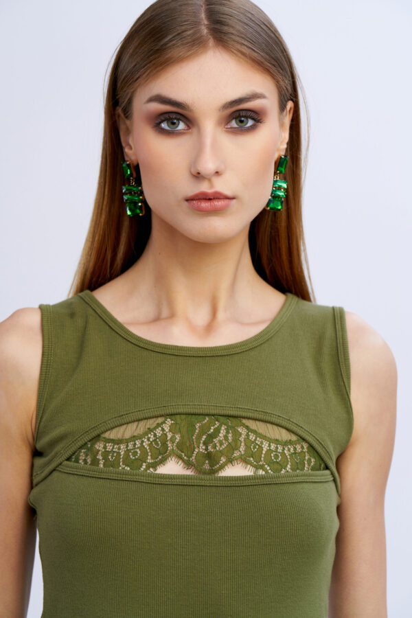 Ribbed Dress with Lace - Image 3