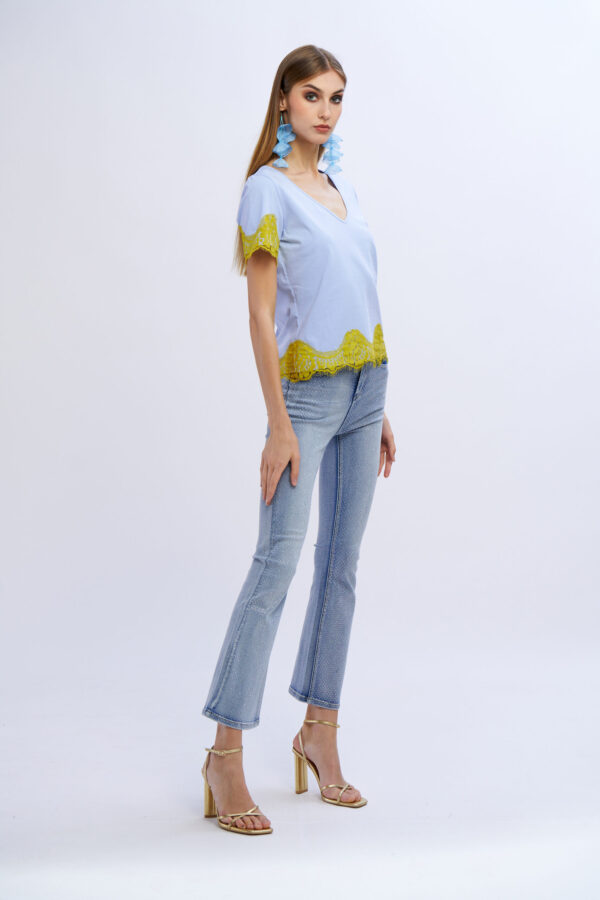 T-shirt maniche e fondo pizzo - immagine 2