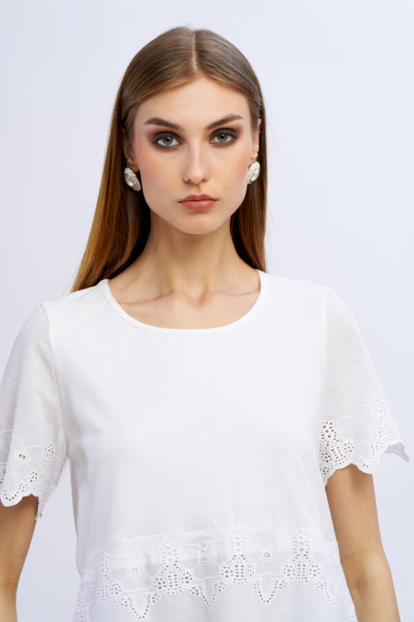 Sanggallo Embroidered T-shirt - Image 3