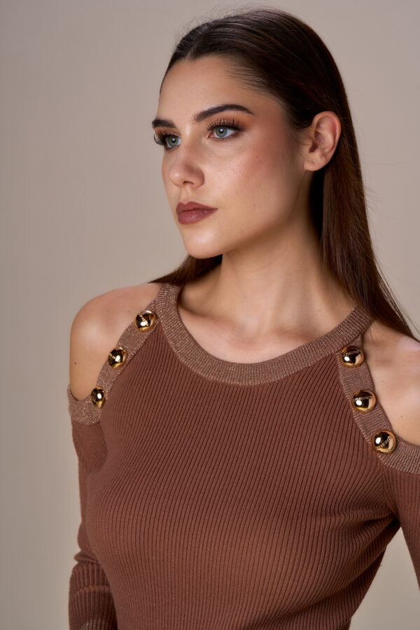Maglia spalle fuori lurex e bottoni - immagine 3