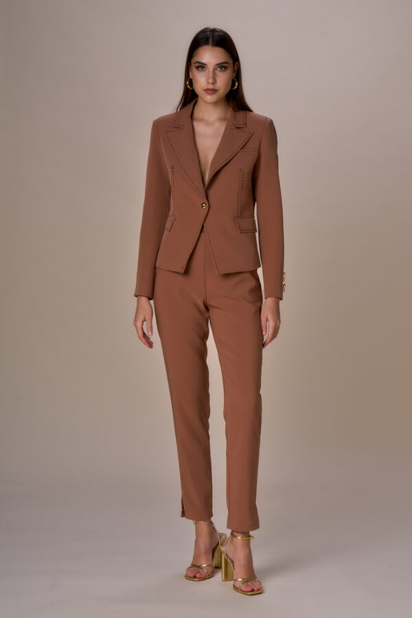 Blazer impunture contrasto