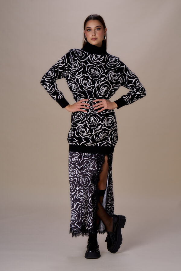 Abito dolcevita jacquard - immagine 2