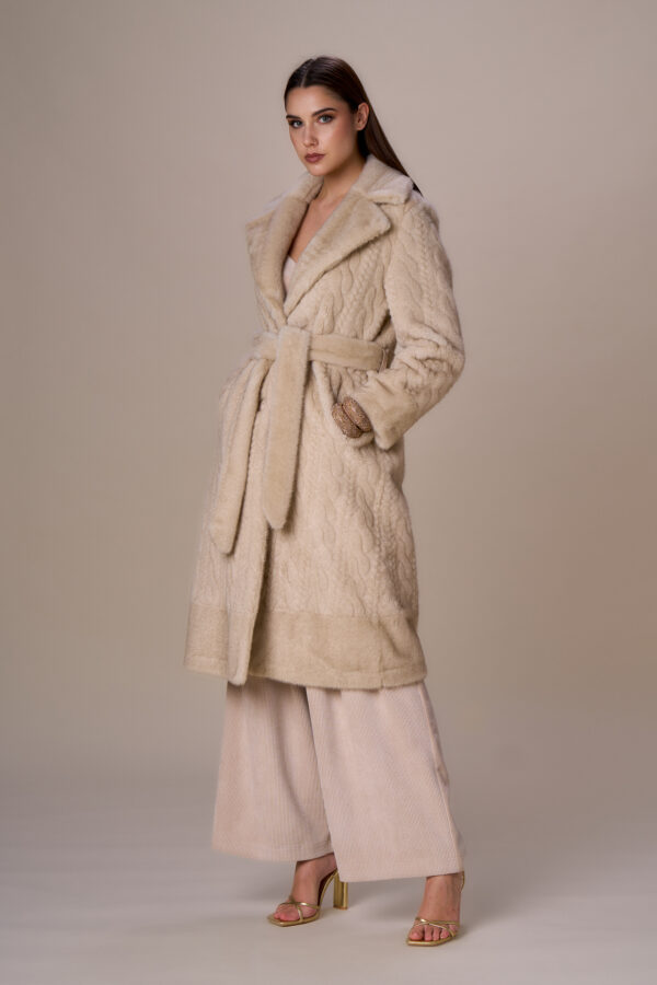 Cappotto simil pelliccia lavorata - immagine 6