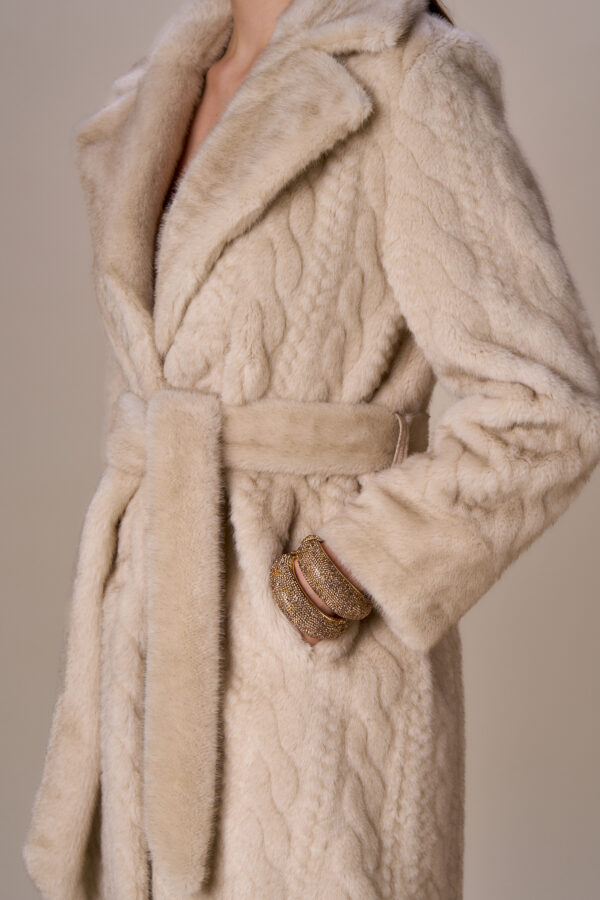 Cappotto simil pelliccia lavorata - immagine 9