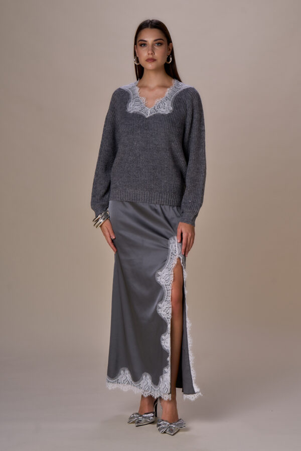 Maglia V con pizzo