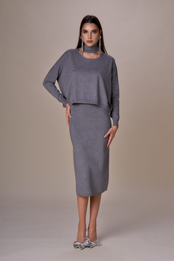 Set maglia collo alto e gonna longuette - immagine 3