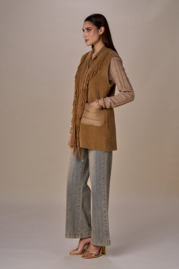 Knitted vest and fringe down jacket - Image 2