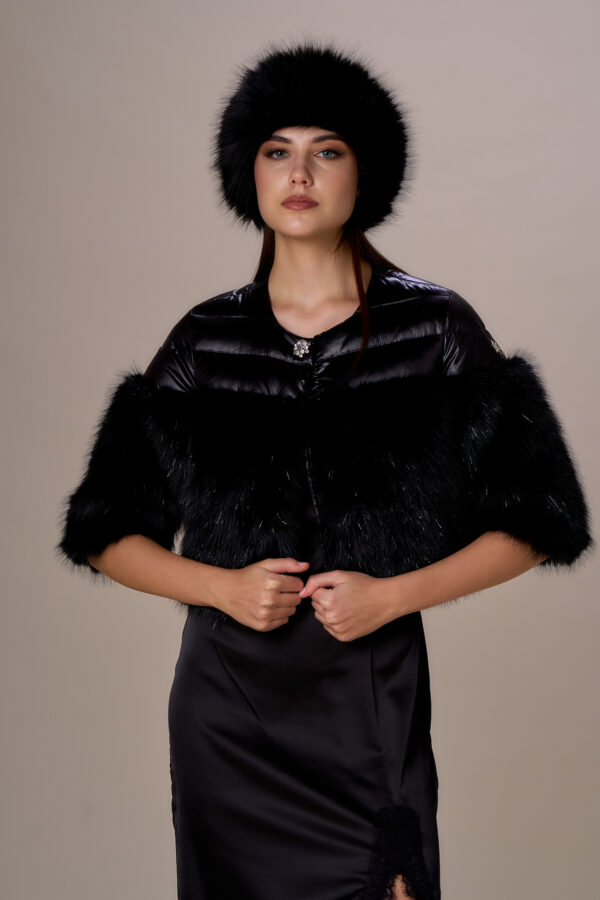 Short faux fur hooded down jacket - Image 3