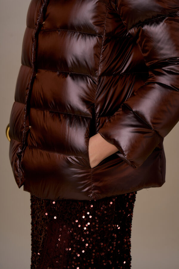 Iconic cape down jacket - Image 6