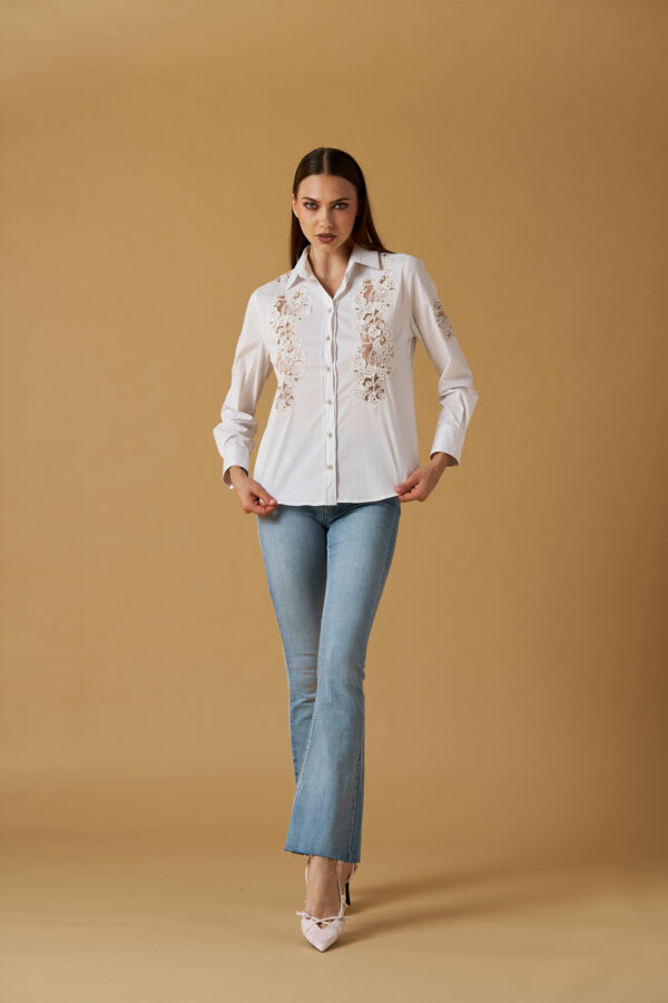 Camicia ricami