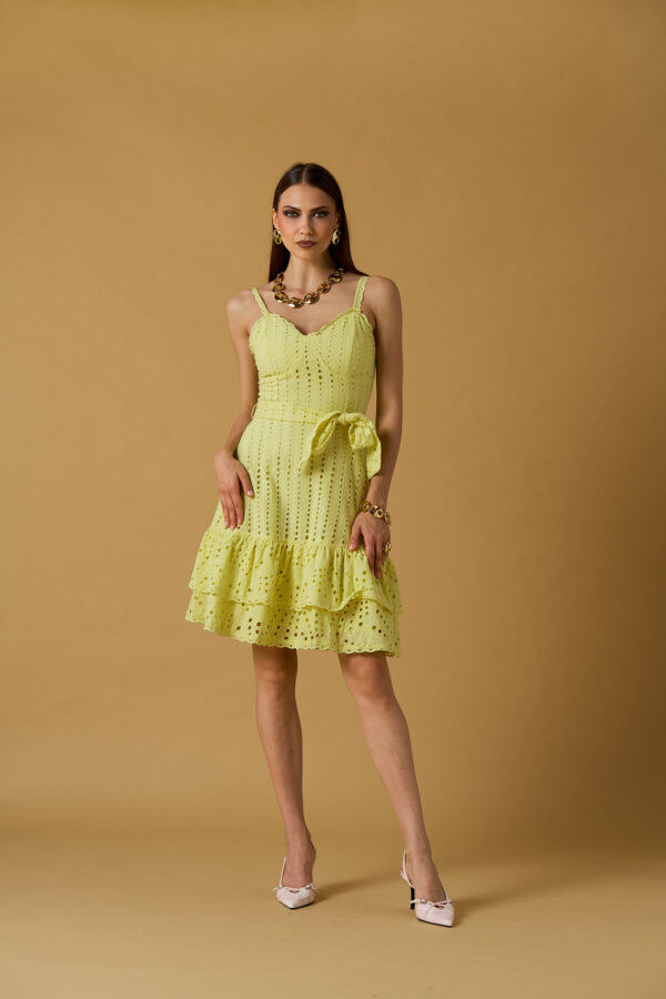 Abito corto sangallo con cintura