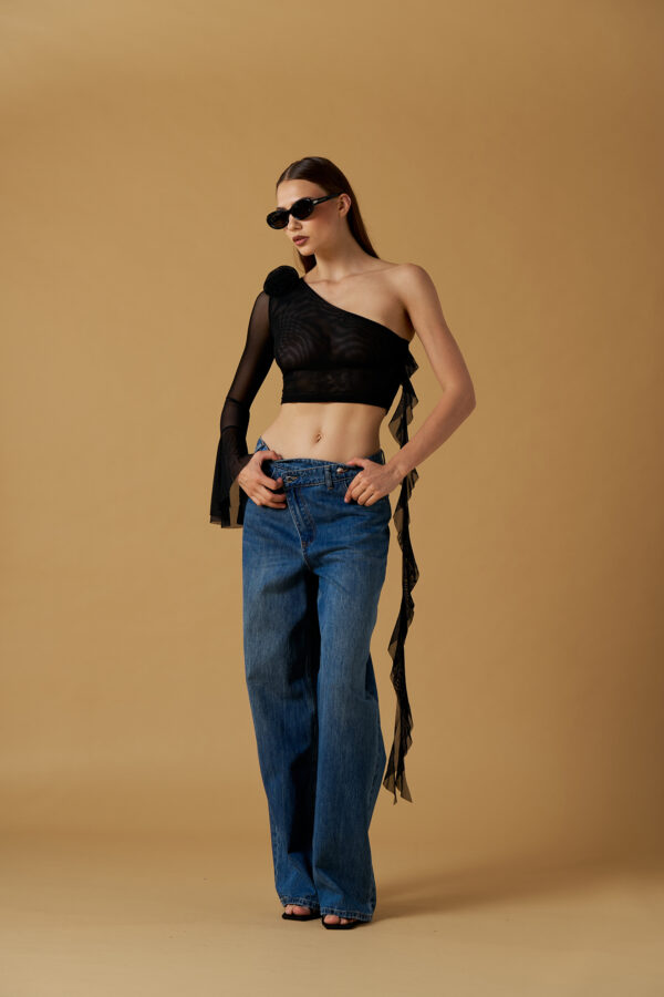 T-shirt rete monospalla con rose