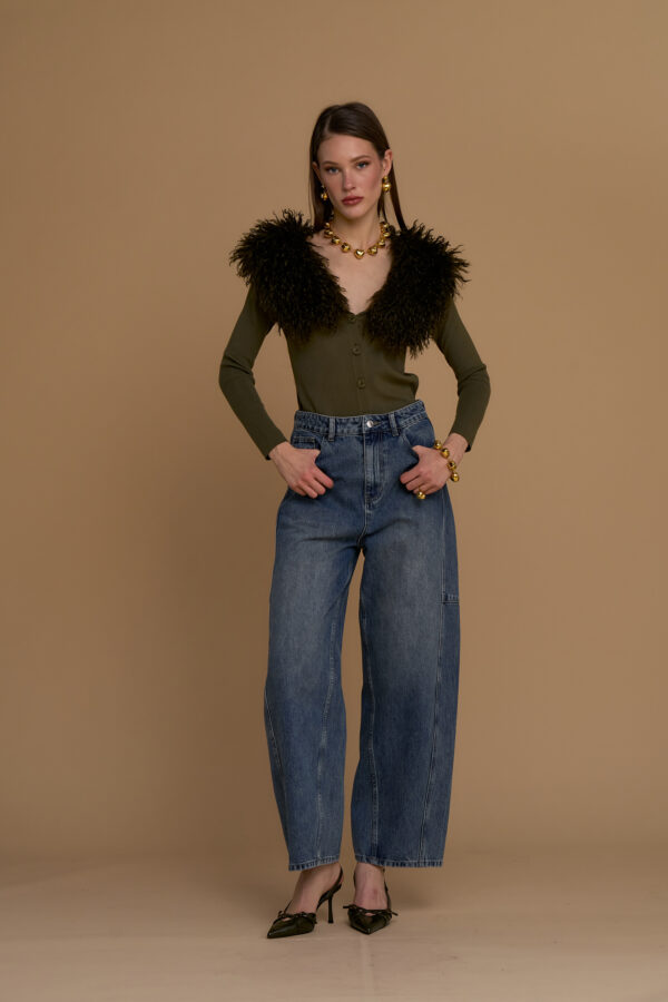 Barrel-leg jeans