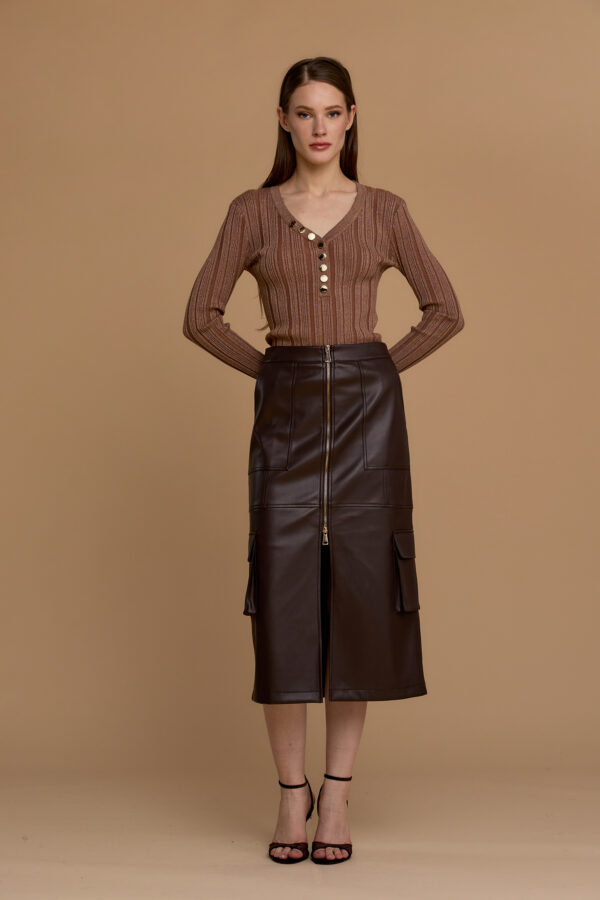 Ribbed lurex top with buttons