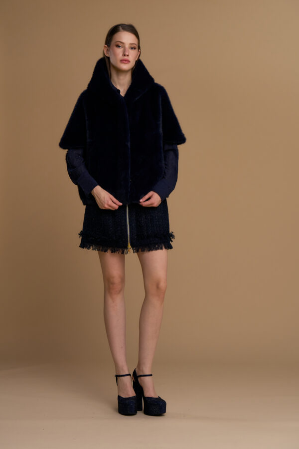 Faux fur capelet