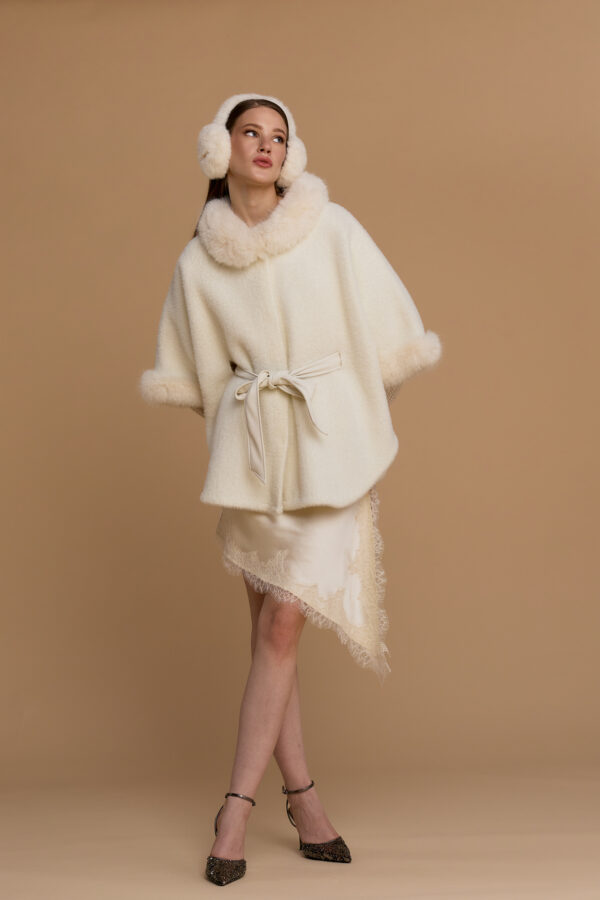 Knit and faux fur cape
