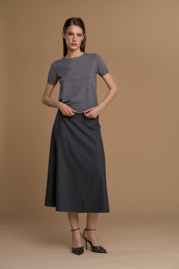 Basic knit t-shirt